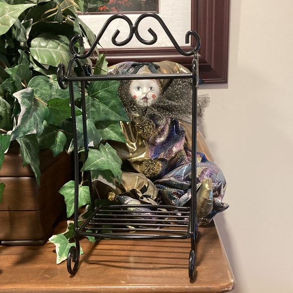 Shiny Black Wrought Iron Hand Tip Towel Rack or Jewelry Stand - Picture 6 of 11